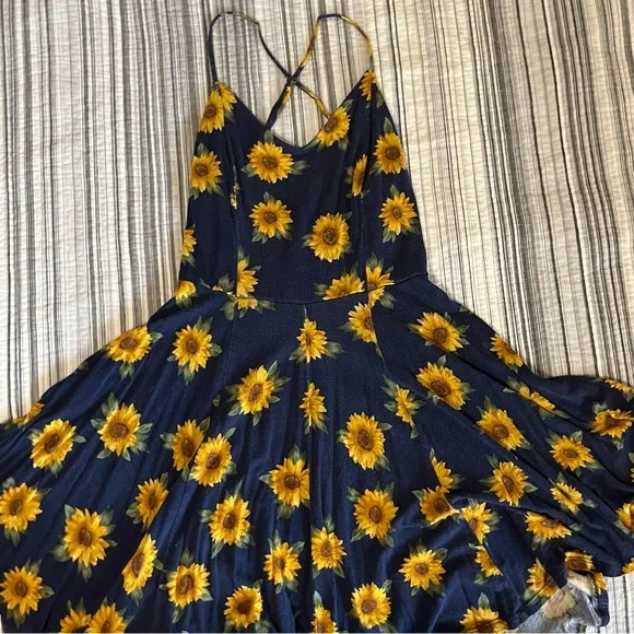 navy sunflower flowy small forever 21
